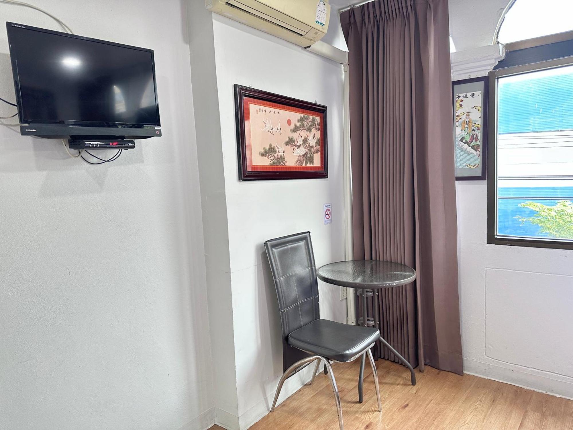Longzhu Guesthouse Bangkok Esterno foto
