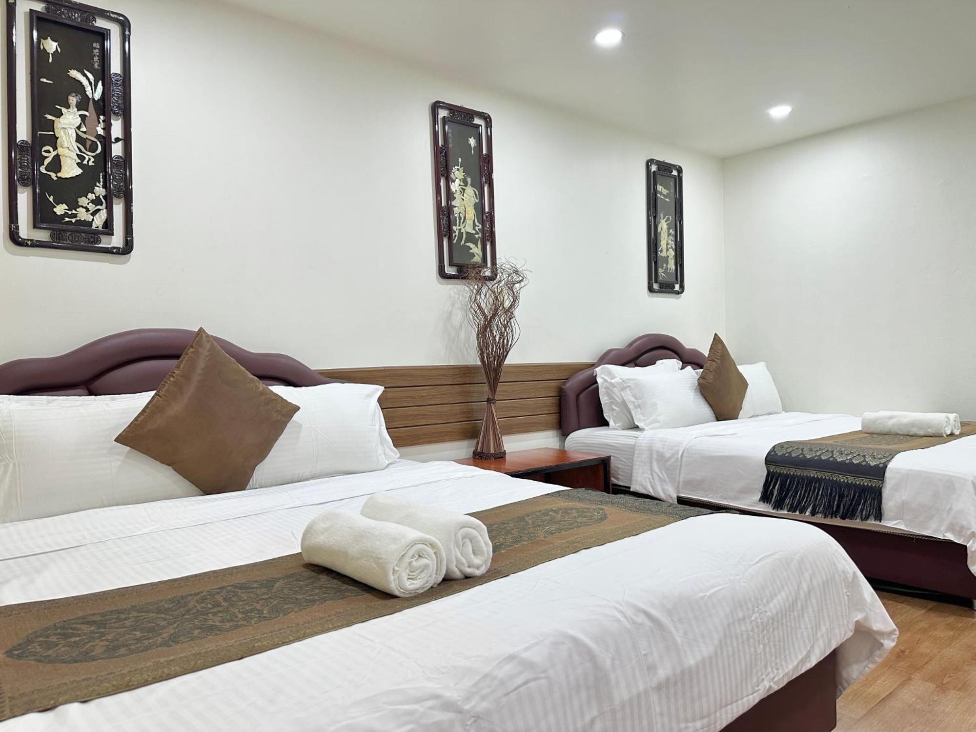 Longzhu Guesthouse Bangkok Esterno foto